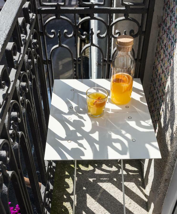 Gold & Grey Loft Almada Apartman Porto Kültér fotó